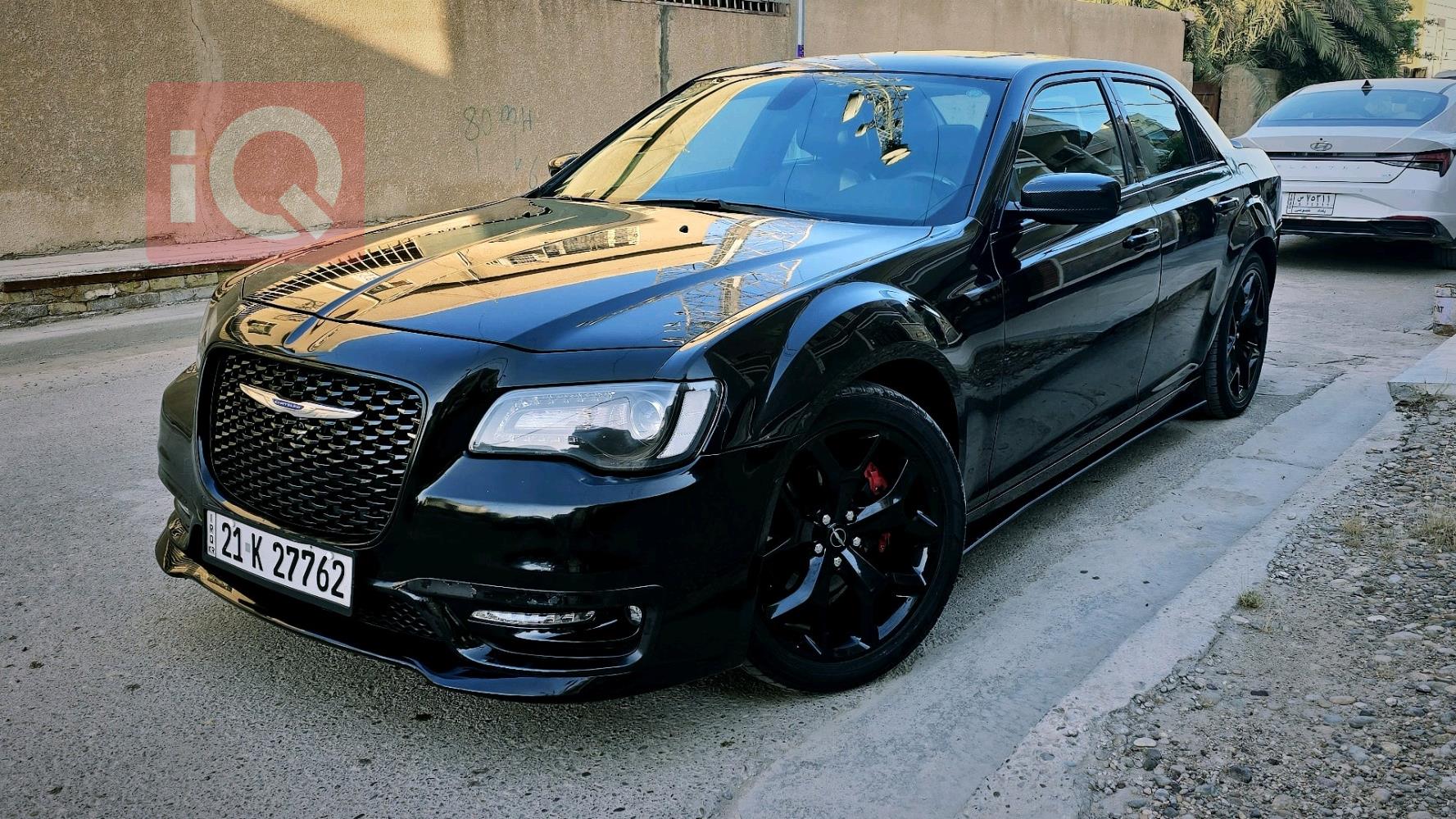 كرايسلر 300